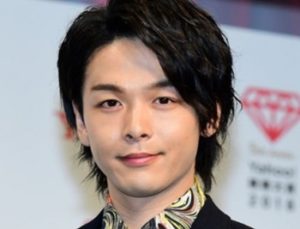 中村倫也 おでこ広い 前髪ナシの髪型がイケメン 色っぽい ジャ